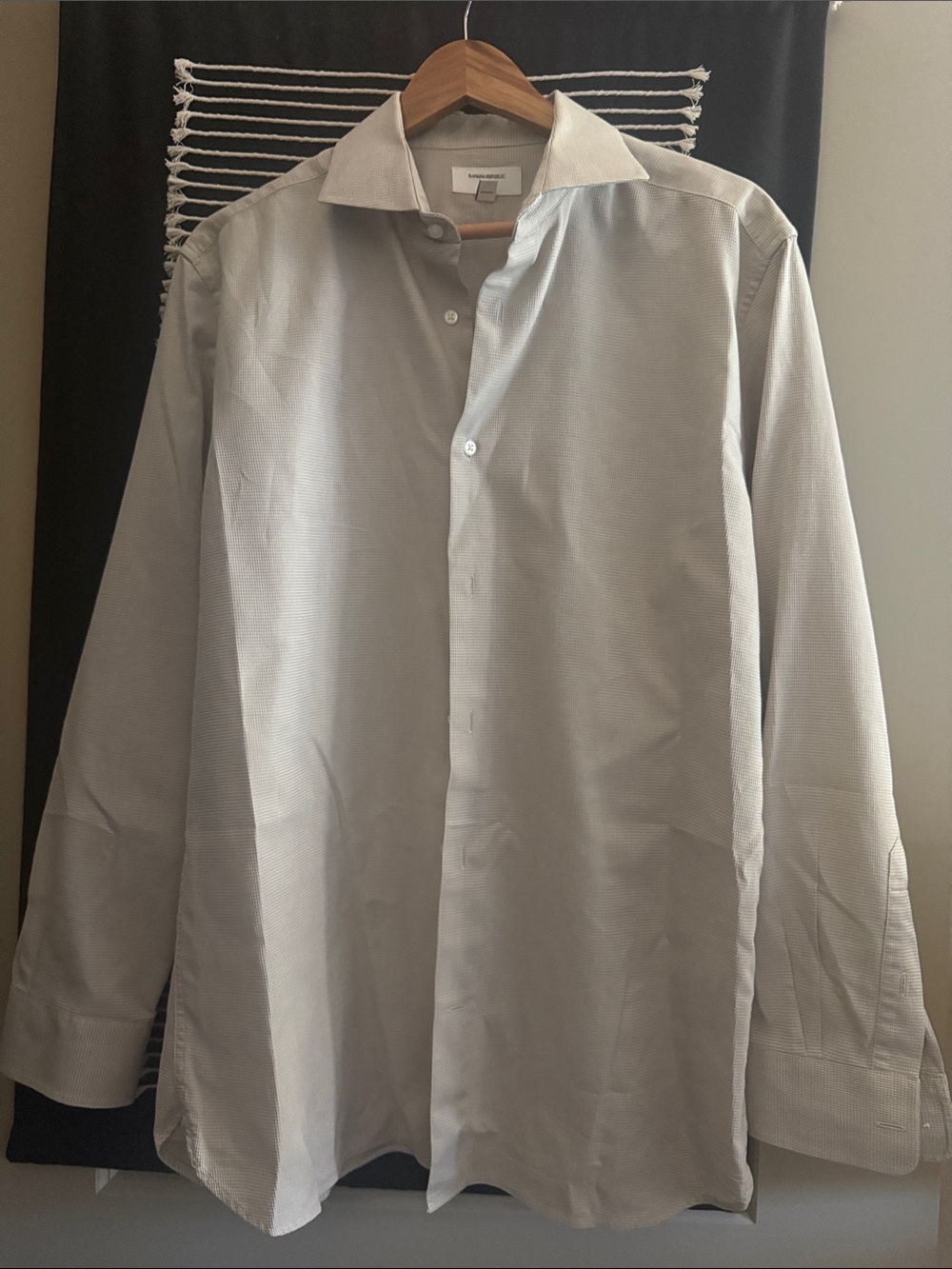 Banana Republic Light Gray Dress Shirt with Contrast Collar